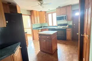 89 Circle Dr, Paramus, NJ 07652 - Photo 14