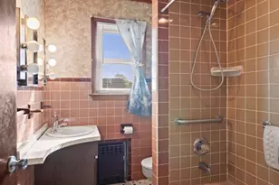 420 Rutherford Ave, Lyndhurst Township, NJ 07071 - Photo 14