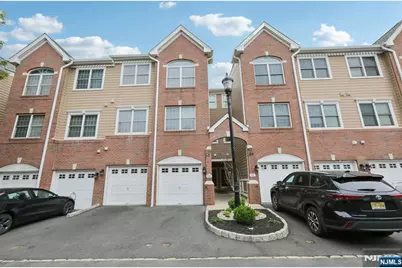 66 Lydia, Guttenberg, NJ 07093 - Photo 34
