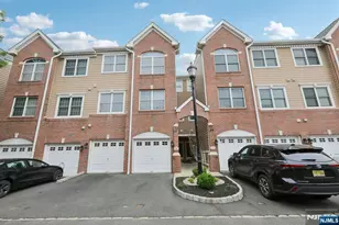 66 Lydia, Guttenberg, NJ 07093 - Photo 34