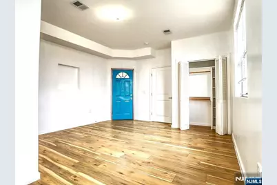 9017 Riverside Place House #House, North Bergen, NJ 07047 - Photo 16