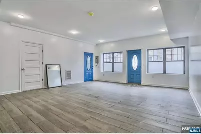 9017 Riverside Place House #House, North Bergen, NJ 07047 - Photo 4
