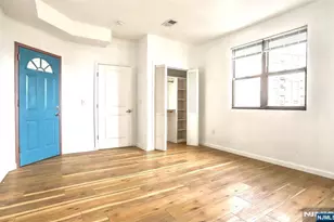 9017 Riverside Pl House, North Bergen, NJ 07047 - Photo 14