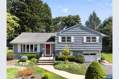 4 Kenyon Court, Norwood, NJ 07648 - Photo 1