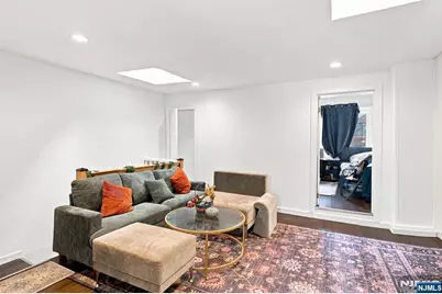 65 Baldwin Avenue, Jersey City, NJ 07306 - Photo 24