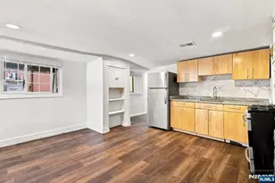 65 Baldwin Ave, Jersey City, NJ 07306 - Photo 6
