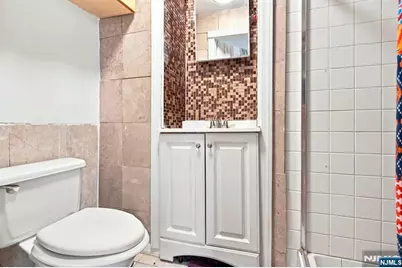 65 Baldwin Avenue, Jersey City, NJ 07306 - Photo 18