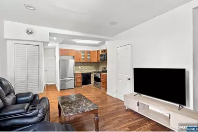 65 Baldwin Avenue, Jersey City, NJ 07306 - Photo 16