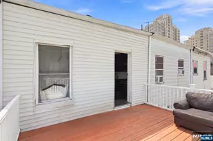 65 Baldwin Ave, Jersey City, NJ 07306 - Photo 32