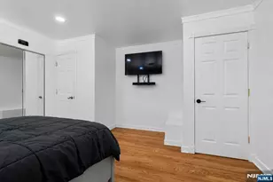 26 Dapp Ct, Elmwood Park, NJ 07407 - Photo 10