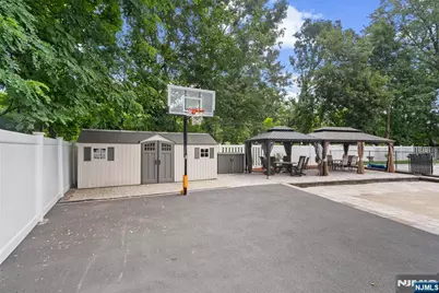 26 Dapp Court, Elmwood Park, NJ 07407 - Photo 12