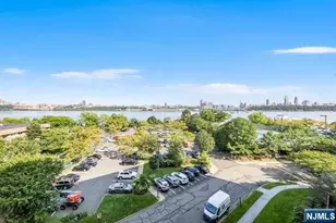 1077 River Road 602, Edgewater, NJ 07020 - Photo 16