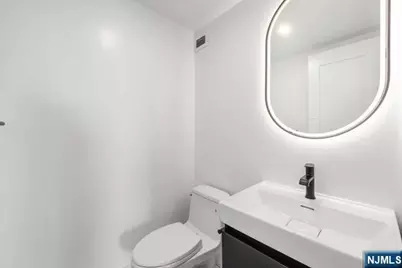 1077 River Road 602 #602, Edgewater, NJ 07020 - Photo 8