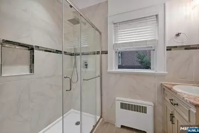 497 Oakdene Avenue, Ridgefield, NJ 07657 - Photo 34