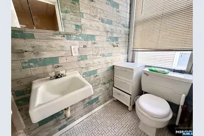 308-310 Cleveland Avenue 3 #3, Harrison, NJ 07029 - Photo 6