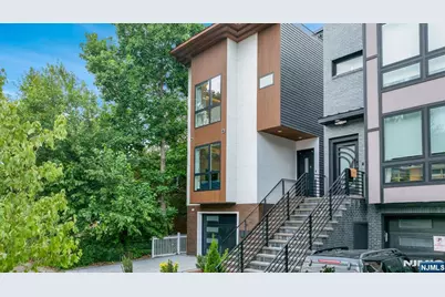 21 Highland Avenue 1 #1, Jersey City, NJ 07306 - Photo 2