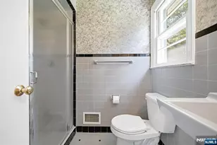 472 Cedar Hill Ave, Wyckoff Township, NJ 07481 - Photo 30