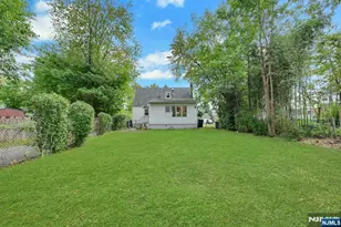 11 Pine St, Hackensack, NJ 07601 - Photo 22