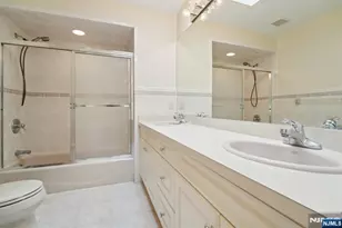 2452 Camner Street A, Fort Lee, NJ 07024 - Photo 20