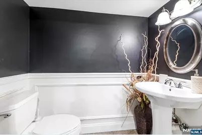 254 Elm Avenue, Teaneck Township, NJ 07666 - Photo 20