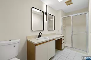 319 Gorge Rd, Cliffside Park, NJ 07010 - Photo 20