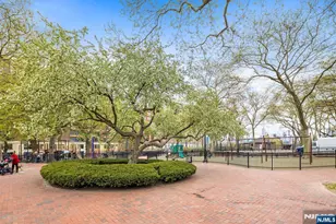 1125 Maxwell Ln 540, Hoboken, NJ 07030 - Photo 34