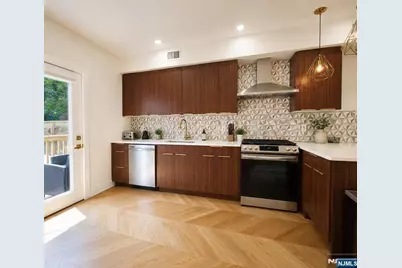 522 Martin Luther King Drive, Jersey City, NJ 07304 - Photo 2