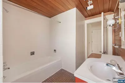 94 Park Street 2R #2R, Montclair, NJ 07042 - Photo 22