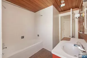 94 Park Street 2R, Montclair, NJ 07042 - Photo 22