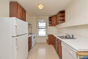 94 Park Street 2R, Montclair, NJ 07042 - Photo 12
