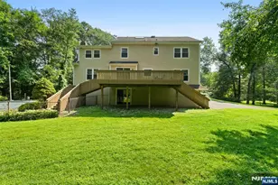 215 Oak Ave, Wyckoff Township, NJ 07481 - Photo 46