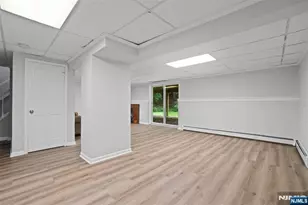 215 Oak Ave, Wyckoff Township, NJ 07481 - Photo 40