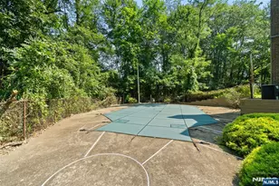 215 Oak Ave, Wyckoff Township, NJ 07481 - Photo 48