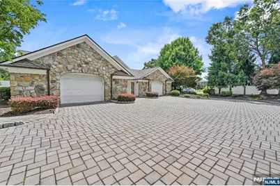 235 Kinderkamack Road, Emerson, NJ 07630 - Photo 32