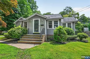 42 De Baun Ave, Ramsey, NJ 07446 - Photo 4