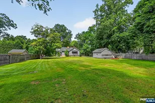 42 De Baun Ave, Ramsey, NJ 07446 - Photo 10