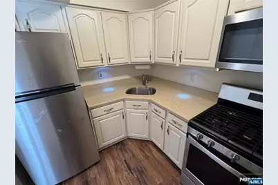 831 Juniper Way 831 #831, Mahwah, NJ 07430 - Photo 6