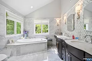 1 Sunrise Dr, Montvale, NJ 07645 - Photo 24