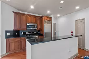 7400 River Road 438, North Bergen, NJ 07047 - Photo 6