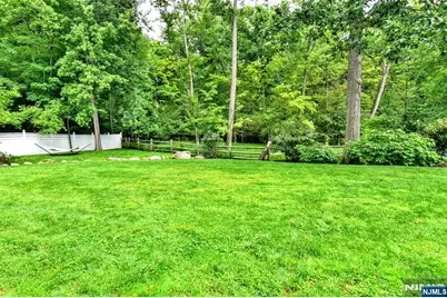 520 W Saddle River Road, Upper Saddle River, NJ 07458 - Photo 42