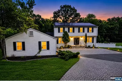 520 W Saddle River Road, Upper Saddle River, NJ 07458 - Photo 2