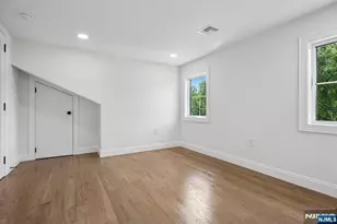 332 Meadowbrook Ave, Ridgewood, NJ 07450 - Photo 42