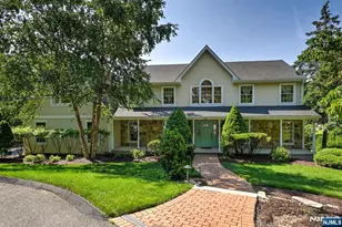 416 Hidden Valley Ct, Wyckoff Township, NJ 07481 - Photo 1