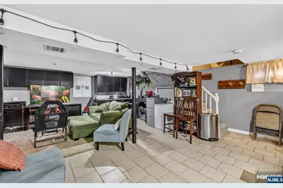 446 Clifton Avenue, Newark, NJ 07104 - Photo 18