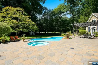 168 Birch Road, Franklin Lakes, NJ 07417 - Photo 8