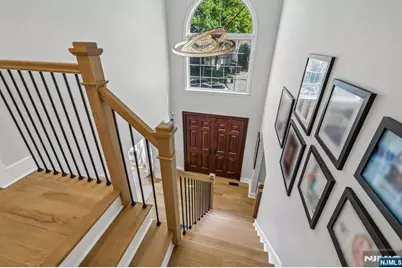 745 Gettysburg Place, Paramus, NJ 07652 - Photo 6
