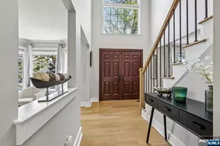 745 Gettysburg Pl, Paramus, NJ 07652 - Photo 4