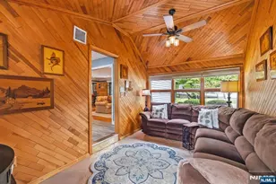 663 Plympton St, New Milford, NJ 07646 - Photo 20