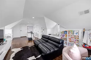 83 Columbia St, Wood Ridge, NJ 07075 - Photo 28