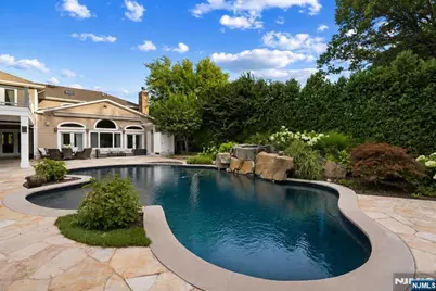 412 Valley View Avenue, Paramus, NJ 07652 - Photo 50